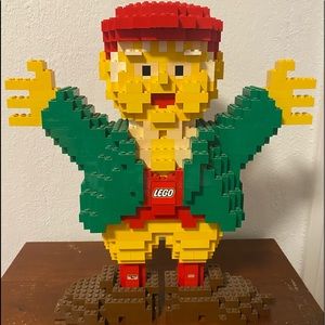 Collectible Lego Keebler - Ernie display